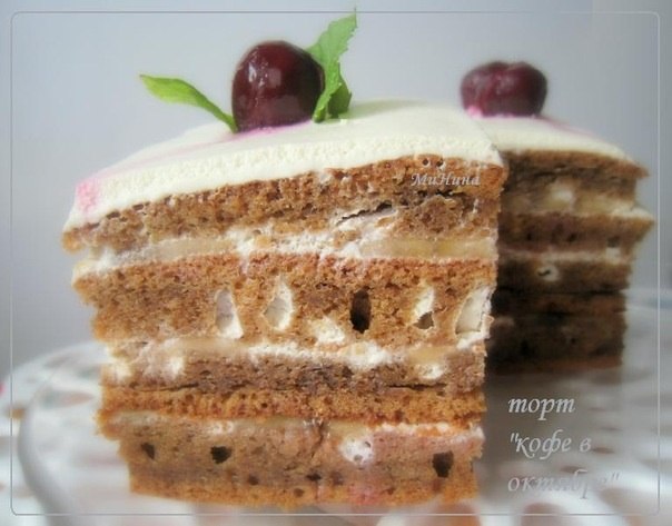Увидела у Марины Климовой торт со сметанным кремом и бананами. сразу очень захотелось тортик с таким же кремом!