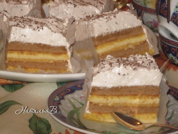 Пирожные "Шоко-мандаринка" - бело-шоколадный бисквит с нежнейшим мандариновым кремом и шапочкой из белково-шоколадного  крема