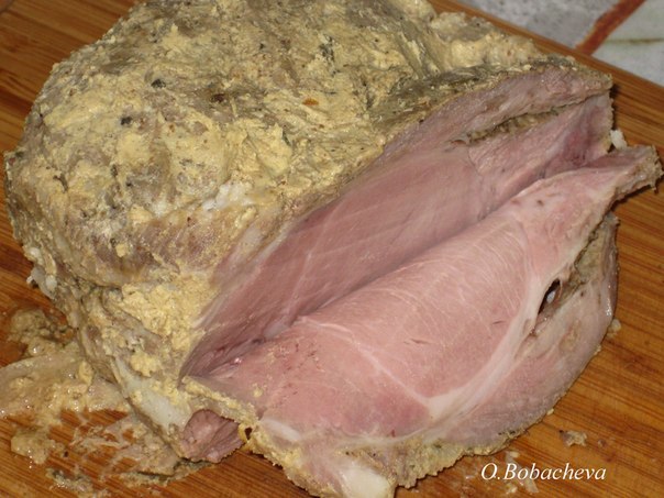 Свинина запеченная в фольге с травами, чесноком и горчицей..)