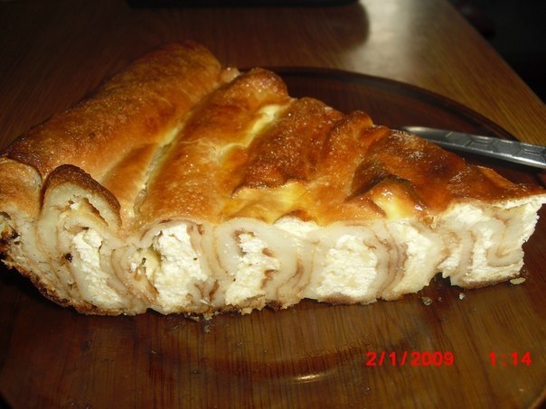 Пирог из блинов с творогом "Улитка"