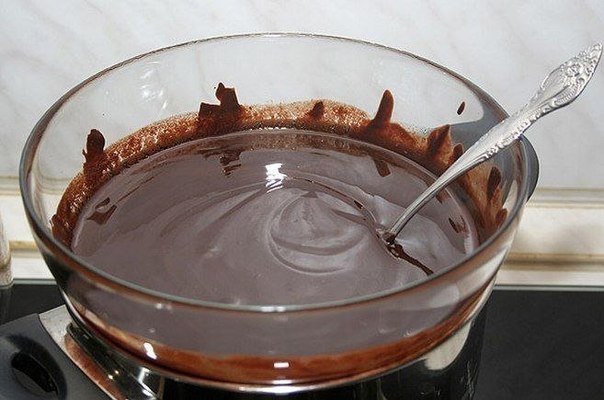 Шоколадные кексы с жидкой начинкой