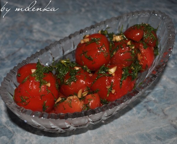 Очень вкусные помидорки по рецепту Оксаны Перковой.