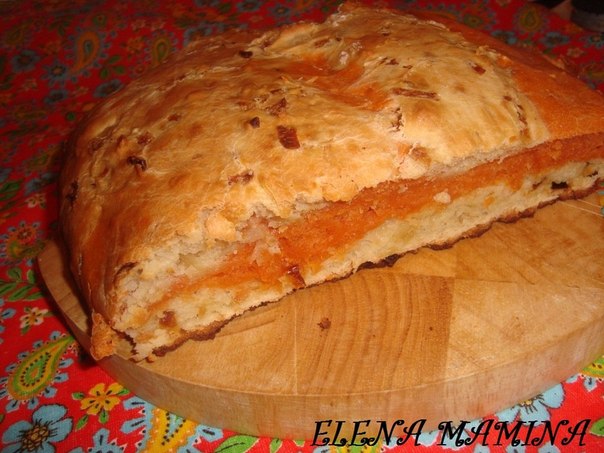 Томатно-луковый хлеб