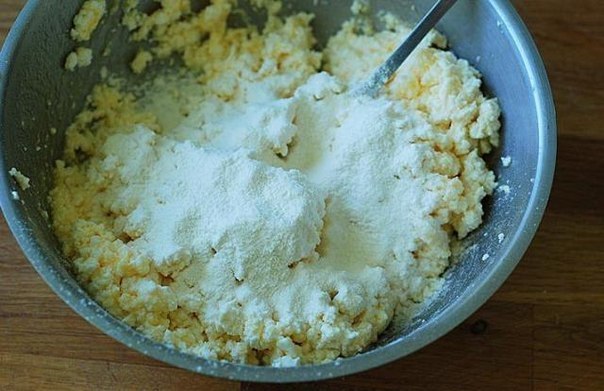 Ленивые вареники с сыром (рецепт под фото)