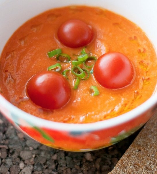 Суп-пюре из запеченых томатов