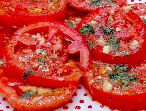 Маринованные помидоры по-итальянски за 30 минут.