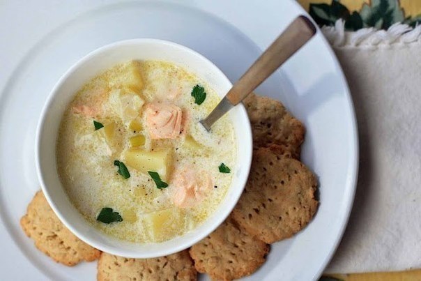 Лохикейтто - финский сливочный суп с лососем