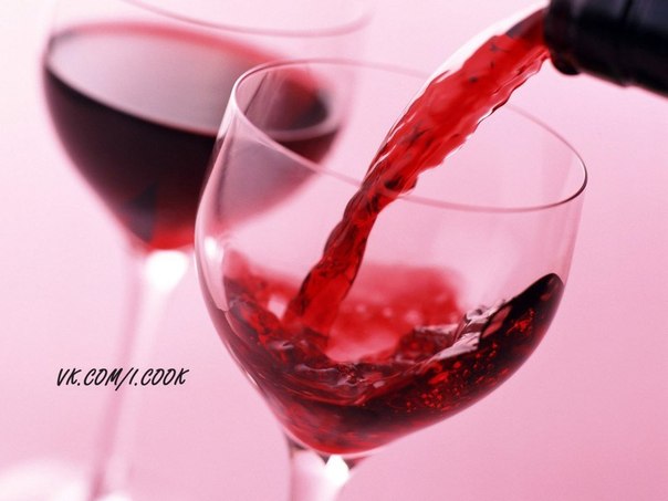 Почему у красного вина так много почитателей?
