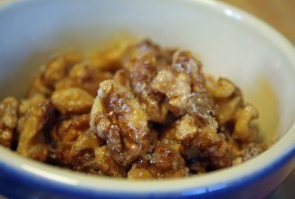 Засахаренные грецкие орехи с медом