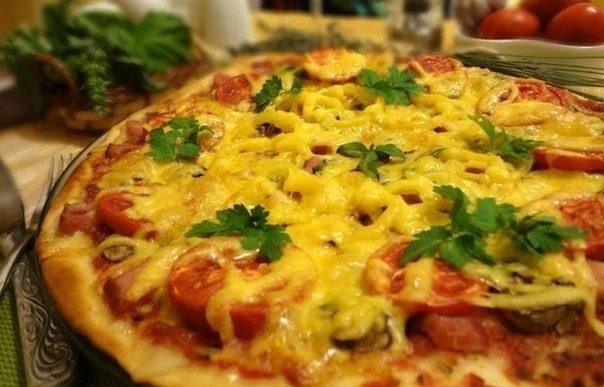 Итальянская пицца на тонком тесте:)