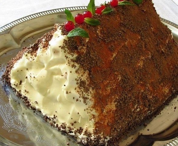 Торт "Монастырская изба" со сметанным кремом