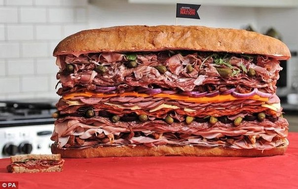 самый большой сендвич!!!