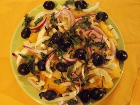 Сицилийский салат с апельсинами.