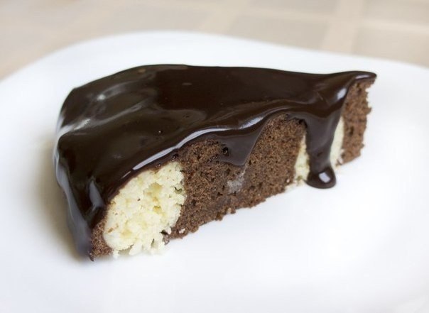 Шоколадно - творожный мягкий пирог.