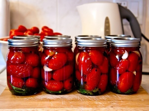 Приготовь помидоры в собственном сок
