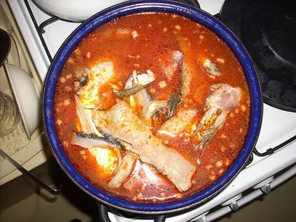 Халасле (Halászlé)Венгерский рыбный суп