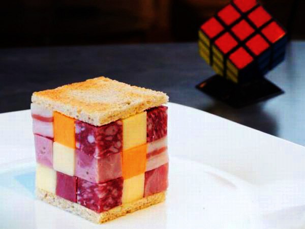 Бутерброд "Кубик-рубик"