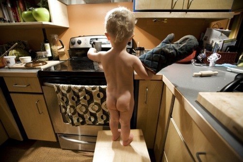 Будущий кулинар :)