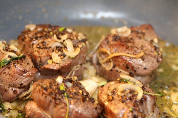 Филе в перце или Steak au poivre или French Pepper Steak.