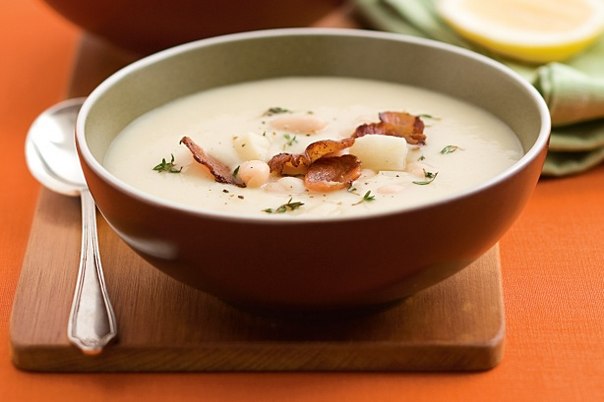 Тосканский суп из белой фасоли.