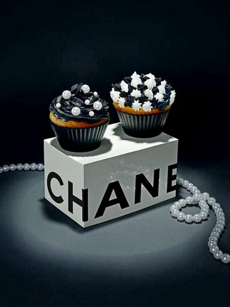 Дизайнерские кексы: Chanel, Wang и Agent Provocateur. 