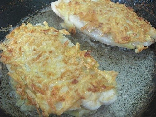 Рыба в картофельной корочке.