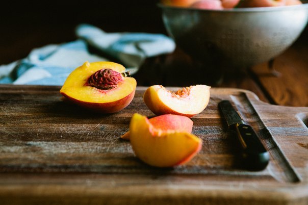 Галета с персиками и абрикосами.