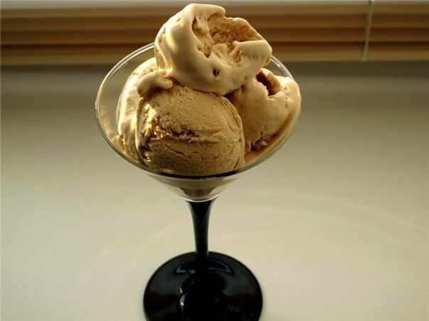 Мороженое «Крем-брюле».