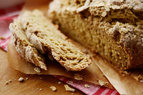 Пшенично-ржаной хлеб без дрожжей.