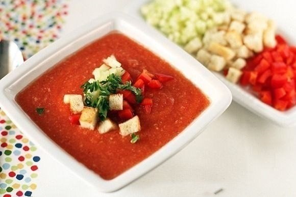 Гаспачо (холодный томатный суп).