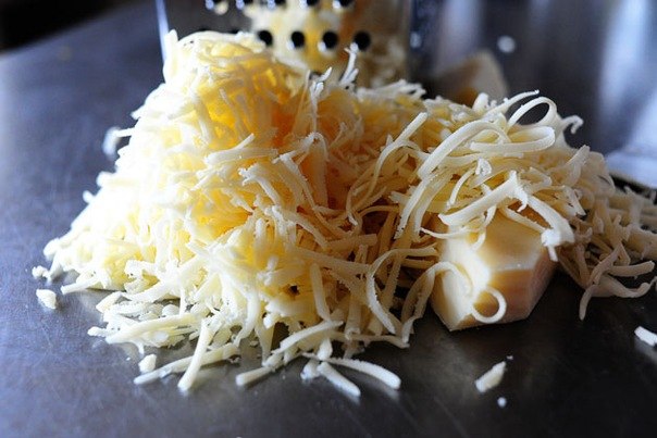 Грибочки с запеченным сыром.