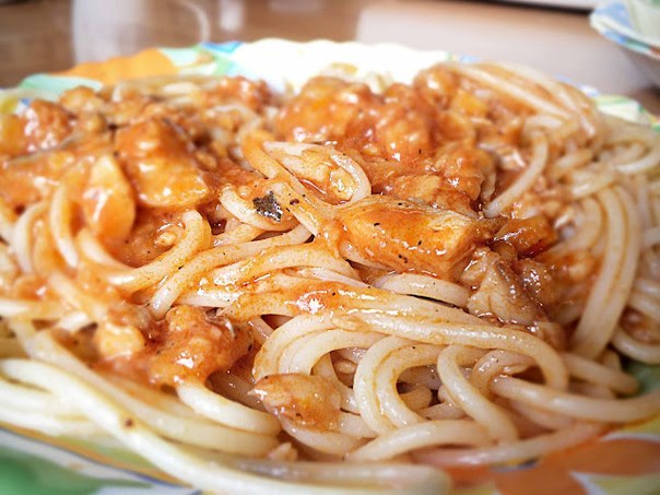 Спагетти с рыбой.