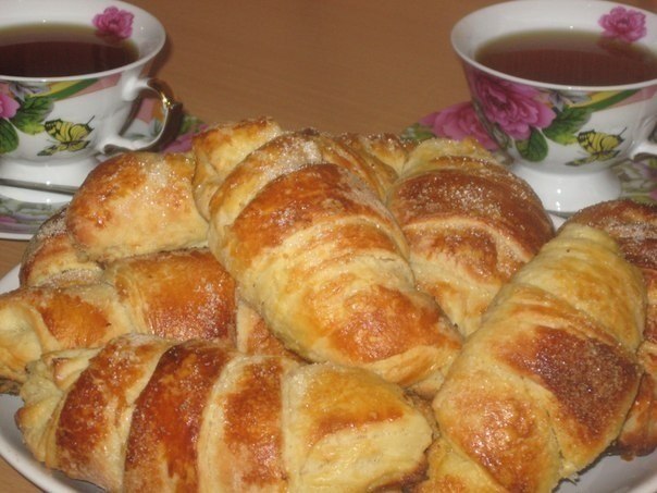 Круассаны с шоколадной сердцевинкой